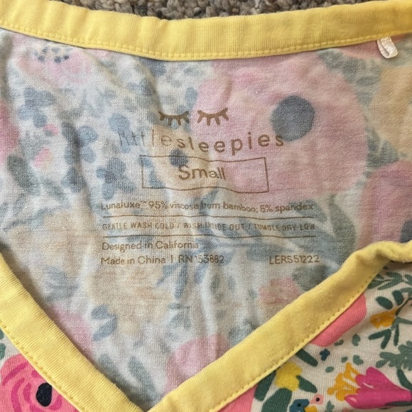 Little Sleepies Women’s Secret Garden Long Sleeve Jogger Pajama set Small - Picture 2 of 5